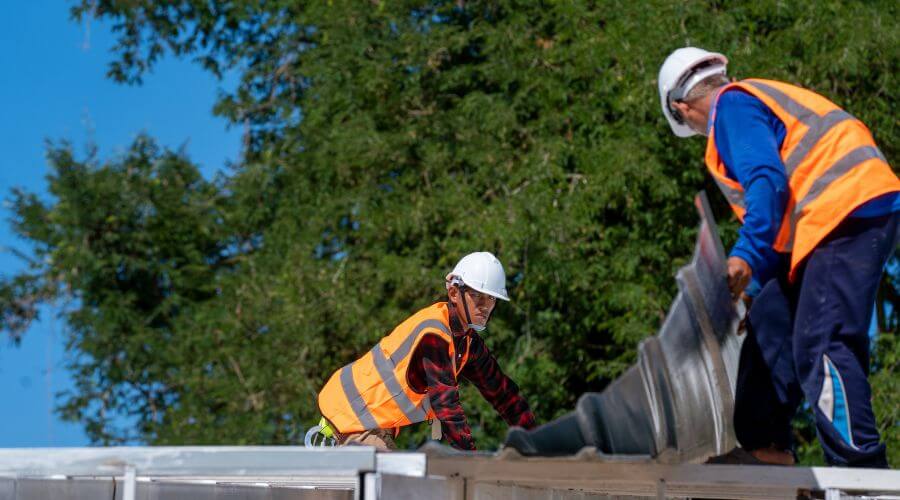 Professional new roof installation services in Centerpoint, IN